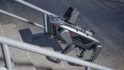 “人工智能+”催生行業(yè)新變——中西部多地智能機(jī)器人研發(fā)走訪見聞